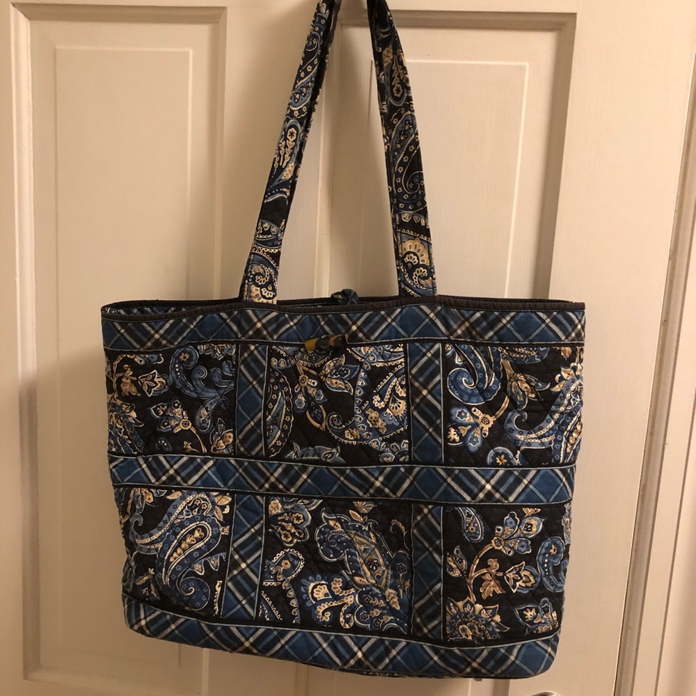 Vera Bradley tote